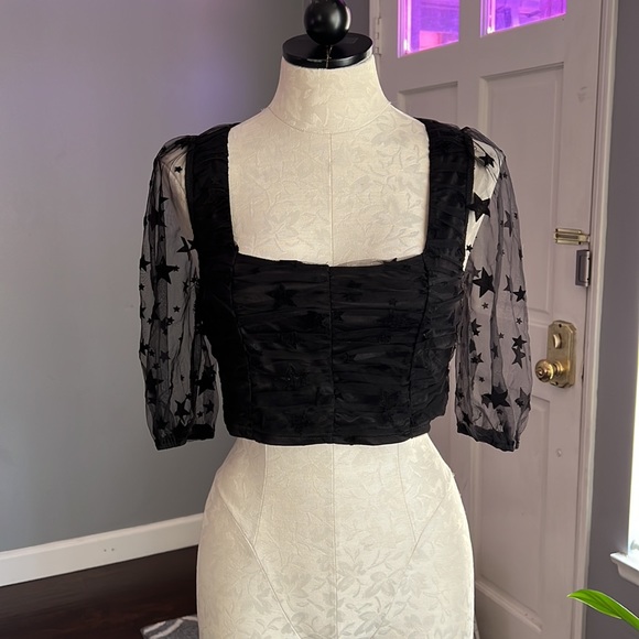 Forever 21 Star Print Black Mesh Crop Top - Picture 3 of 8